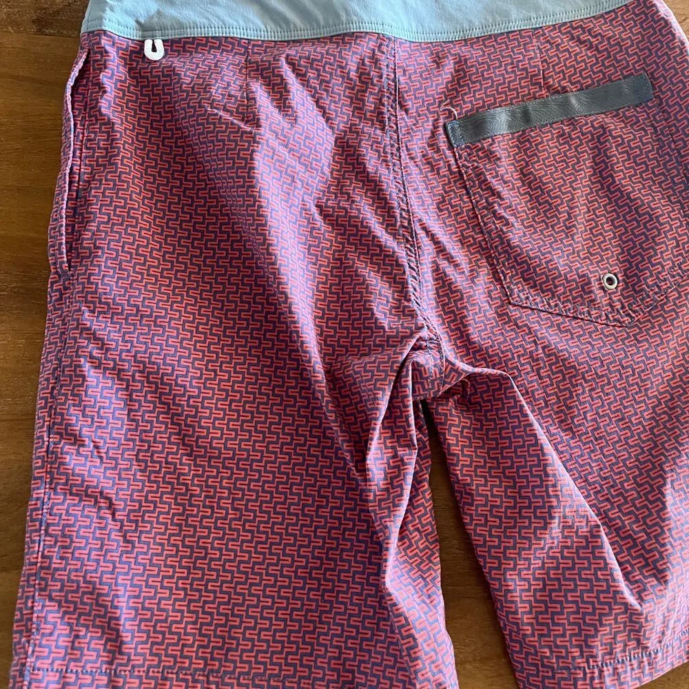 J Crew Board Shorts Men‎ Sz 30 Blue The Original Swimwear Geometric Pattern
